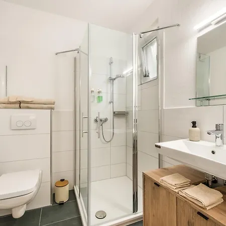 Liora - Business & Relax Apartment *